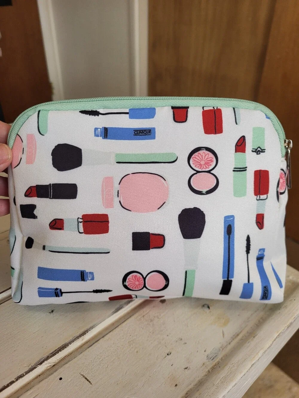 Kate Spade Limited Edition Cosmetic Pouch in Mint.